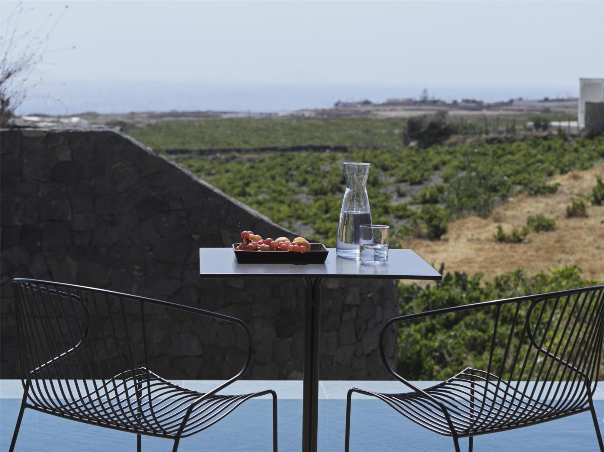 Magma Resort Santorini, In The Unbound Collection By Hyatt Vourvoulos Экстерьер фото